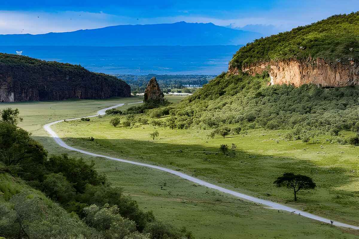 hells-gate-national-park-safari-packages